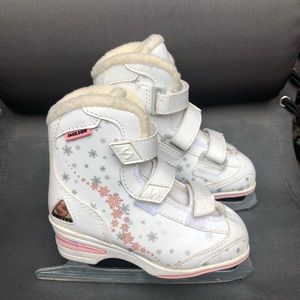 Girls Size 12 Winter Skates